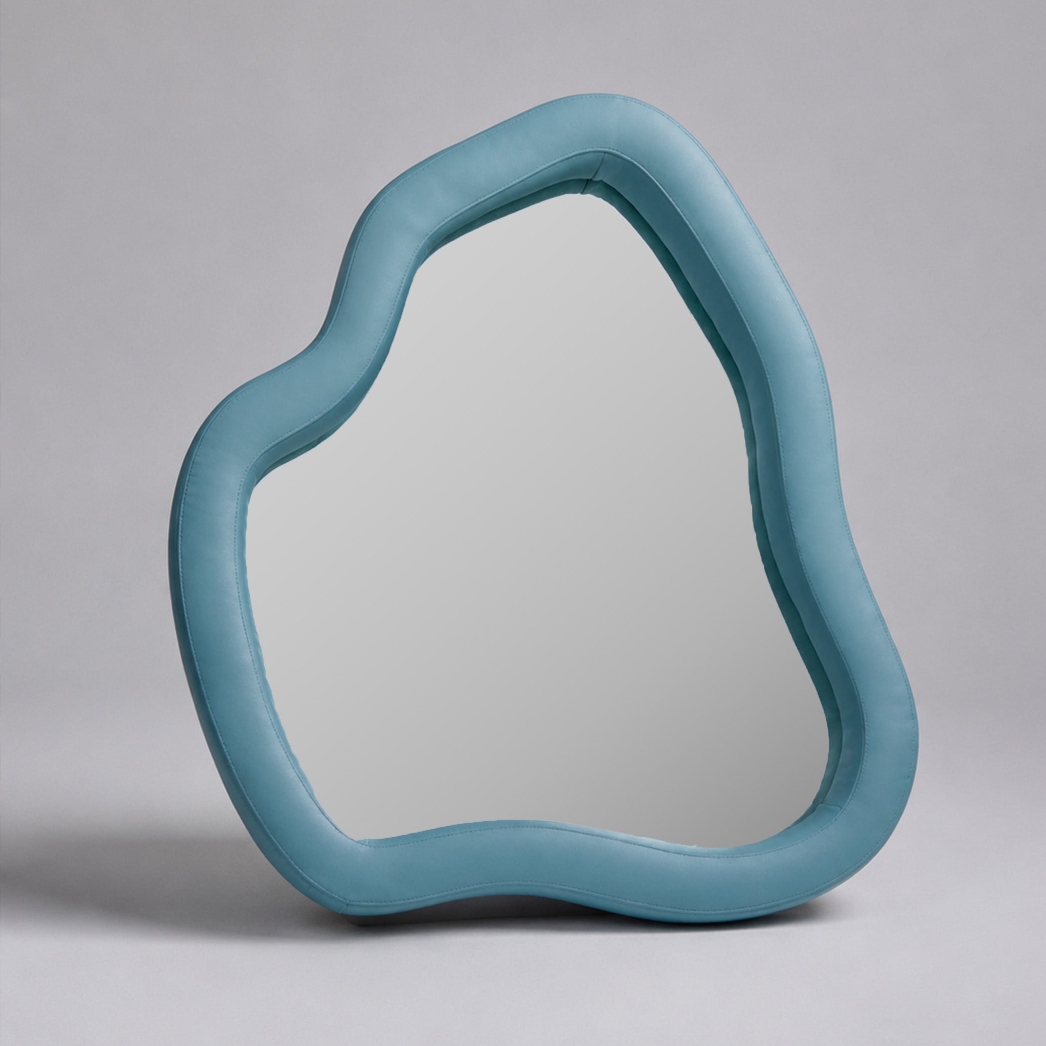 Otium III in Blue